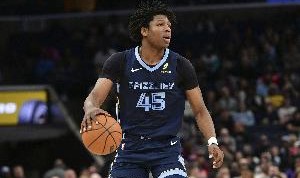 轻松拿捏！GG-杰克逊15中8拿下20分3篮板