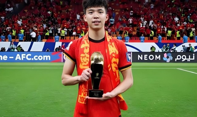 在线娱乐-意外！王钰栋如果在U23国足踢越南比赛首发，是不是能进更多球