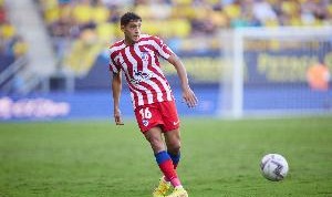 TA：诺丁汉森林希望加强两边后卫，莫利纳、克里斯蒂安森是候选