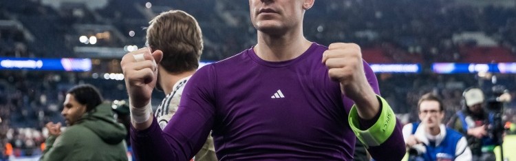 九游娱乐-40岁诺伊尔单场9扑救，俱乐部生涯592场也仅有2次扑救数更多